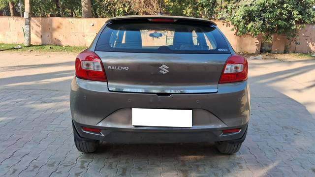 https://images10.gaadi.com/usedcar_image/4334859/original/processed_85105d5e5ffb8af0e48fd908ed4a5524.jpg?imwidth=6402