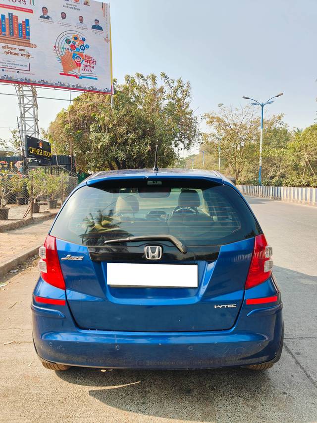 https://images10.gaadi.com/usedcar_image/4334874/original/processed_15b7661fd158ba424c8ae1cdb79c987d.jpg?imwidth=6402