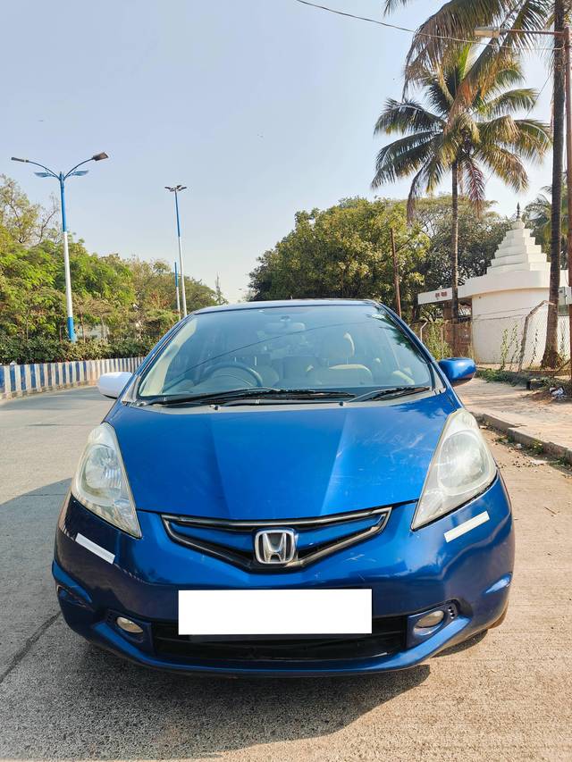 https://images10.gaadi.com/usedcar_image/4334874/original/processed_21662117c233801d85d41c8a1111d2e1.jpg?imwidth=6400