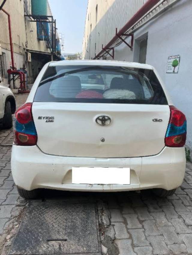 https://images10.gaadi.com/usedcar_image/4334926/original/processed_44d29b85-d853-4233-b462-5f714bff2c75.jpg?imwidth=6401