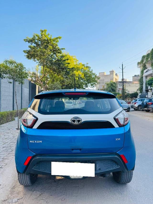 https://images10.gaadi.com/usedcar_image/4334974/original/processed_277105e38a25ea46ea95d6a016588fc5.jpeg?imwidth=6402