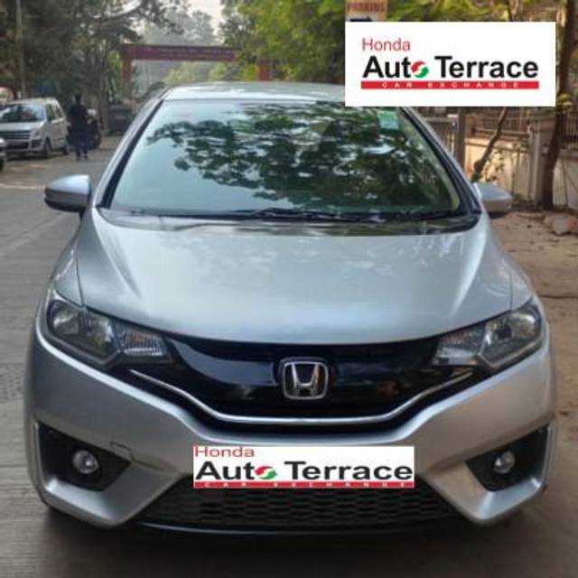 https://images10.gaadi.com/usedcar_image/4334997/original/3f4a3fa9f81106fc45e850528e218da1.jpeg?imwidth=6400