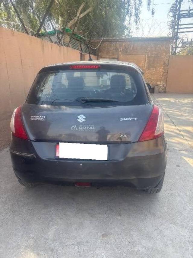 https://images10.gaadi.com/usedcar_image/4335038/original/processed_9be2c9b9-1730-41bd-bce3-510b334fd7b9.jpg?imwidth=6401