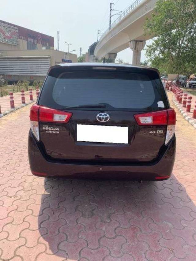 https://images10.gaadi.com/usedcar_image/4335217/original/b855aa2e8a1f822253e2f691188e9b84.jpg?imwidth=6401