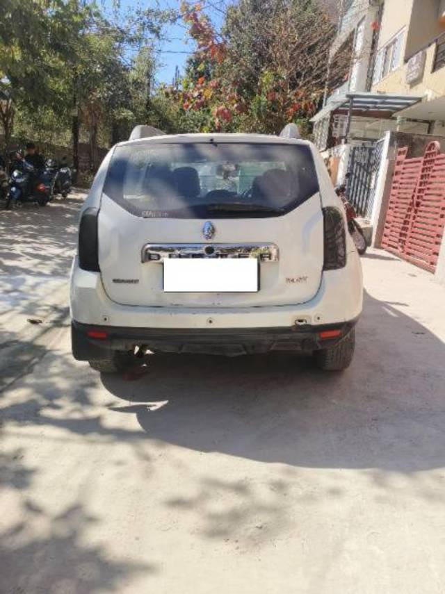 https://images10.gaadi.com/usedcar_image/4335255/original/processed_8bece8f3-8df1-48cc-bbb6-2b7e89ecf987.jpg?imwidth=6402