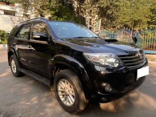 Toyota Fortuner 2011-2016 Toyota Fortuner 4x2 Manual