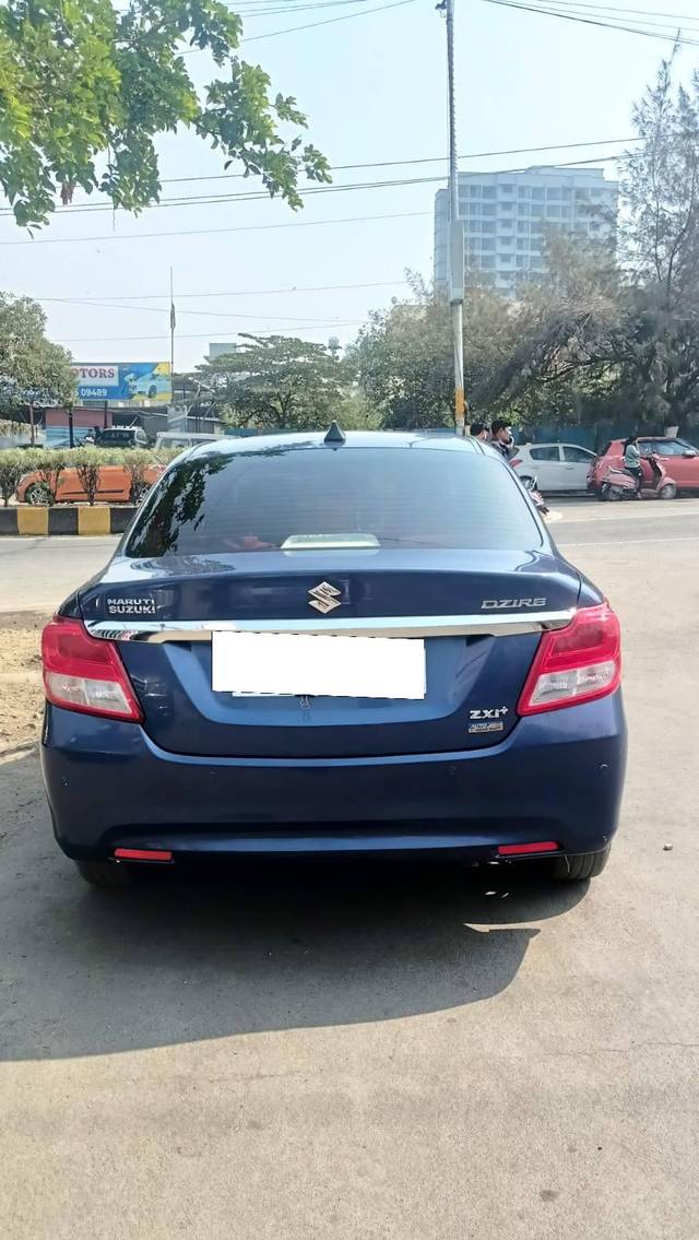 https://images10.gaadi.com/usedcar_image/4335322/original/processed_57a8449fff6a8dd1c490c640a6277706.jpg?imwidth=6401