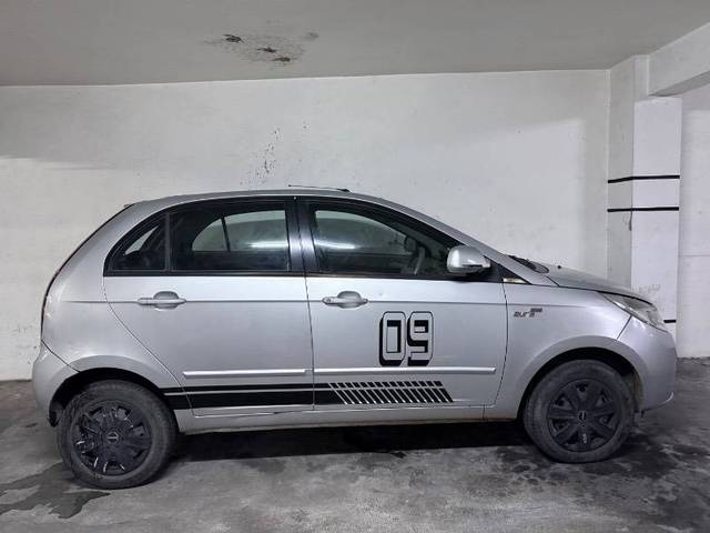 https://images10.gaadi.com/usedcar_image/4335330/original/d80da6e53188425fac268ad73d4568c1.jpeg?imwidth=6402