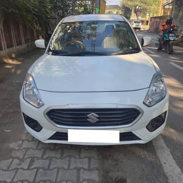 https://images10.gaadi.com/usedcar_image/4335333/original/processed_26b15bfc9a1a06879102dfbd8881d052.jpg?imwidth=6401