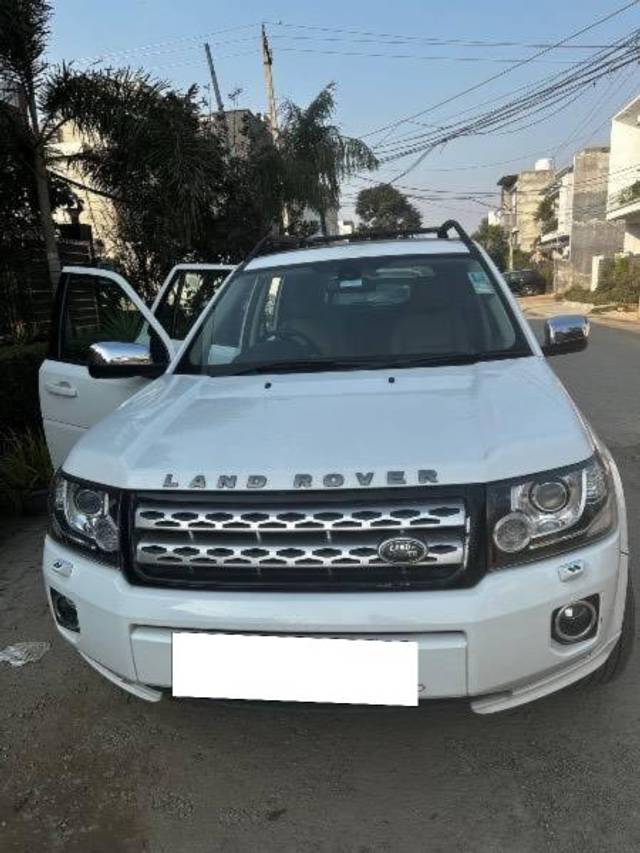 https://images10.gaadi.com/usedcar_image/4335350/original/processed_23a11a73-078f-4a19-a009-388d39f118bd.jpeg?imwidth=6400