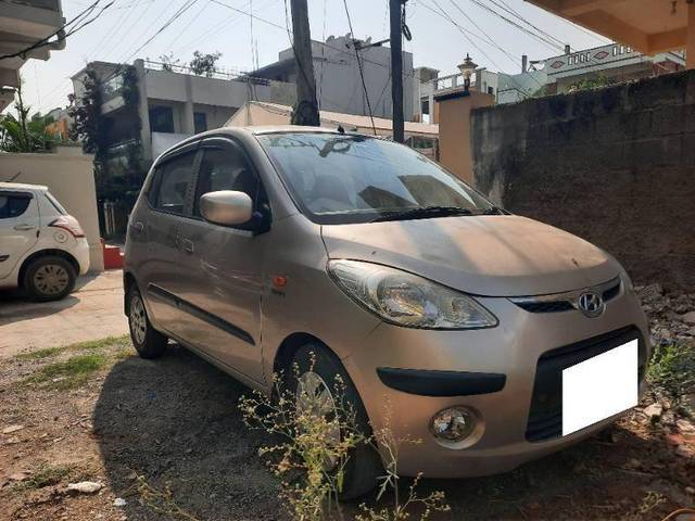 https://images10.gaadi.com/usedcar_image/4335386/original/4afb2723016387935101efe342b61a22.jpg?imwidth=6401