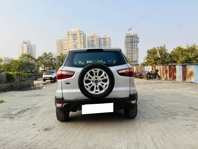 https://images10.gaadi.com/usedcar_image/4335390/original/processed_8576b2352cc499da724d427ba85bb6e1.jpg?imwidth=6402