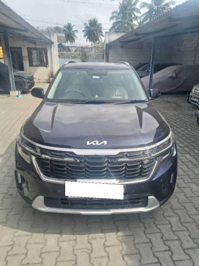 https://images10.gaadi.com/usedcar_image/4335407/original/processed_a5f91066-998c-4338-afb7-d1503e2bcc0f.jpg?imwidth=6400