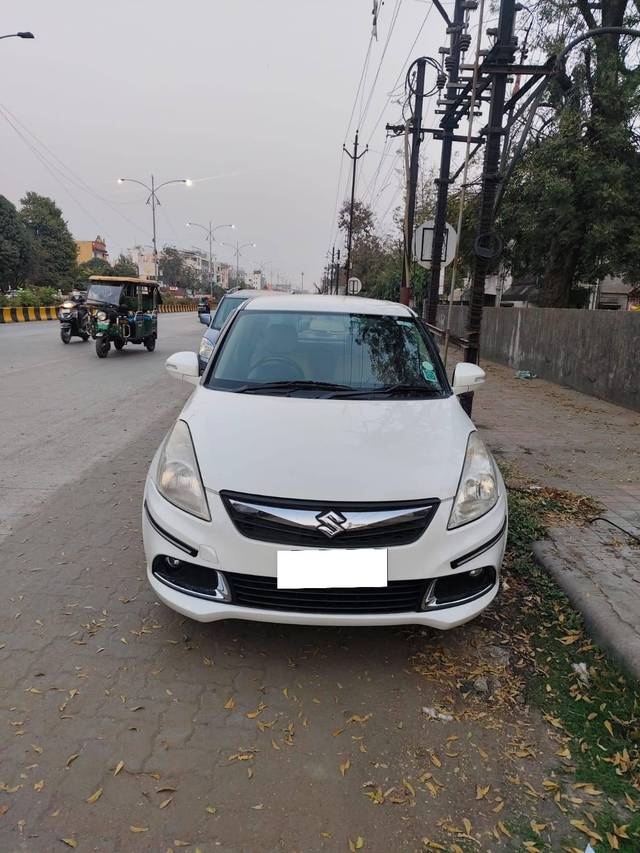 https://images10.gaadi.com/usedcar_image/4335568/original/processed_9a29e359f749d8ef21844ebc549d540d.jpg?imwidth=6402