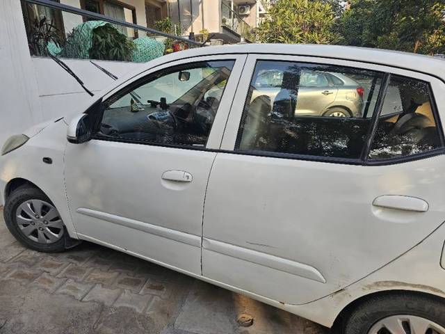 https://images10.gaadi.com/usedcar_image/4335590/original/42ccdf393a44c69f3a47579245d8b62c.jpeg?imwidth=6402