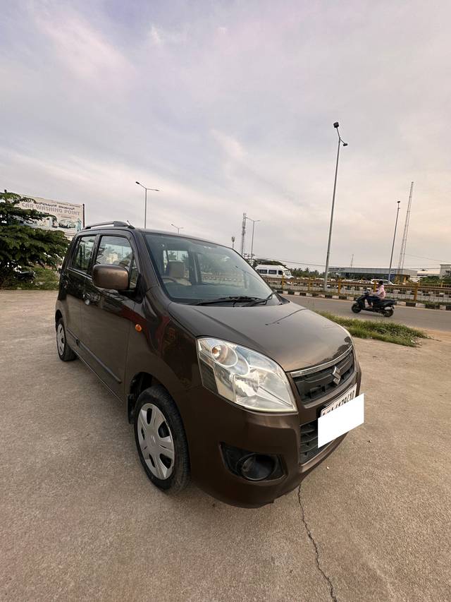 https://images10.gaadi.com/usedcar_image/4335604/original/processed_6d72119b9cfcb8da98fdb9b0b0c9c38d.jpg?imwidth=6400