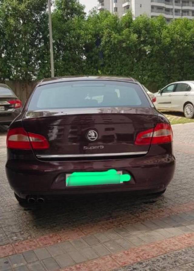 https://images10.gaadi.com/usedcar_image/4335672/original/processed_9f5e82d1-1c3f-4f01-9ab9-87bd184048ff.jpeg?imwidth=6401