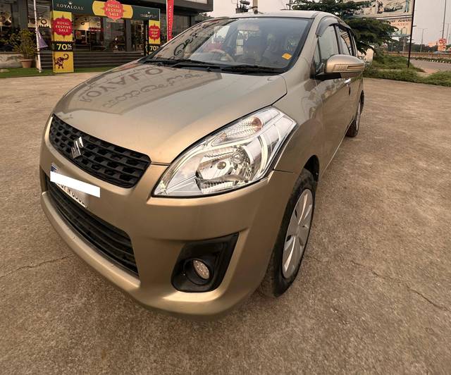 https://images10.gaadi.com/usedcar_image/4335681/original/processed_8605ab882629cd98726037e837491b0c.jpg?imwidth=6400