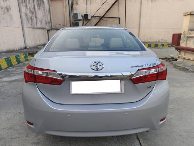 https://images10.gaadi.com/usedcar_image/4335721/original/processed_71b3e7c9d0f08439571512887900762b.jpg?imwidth=6402