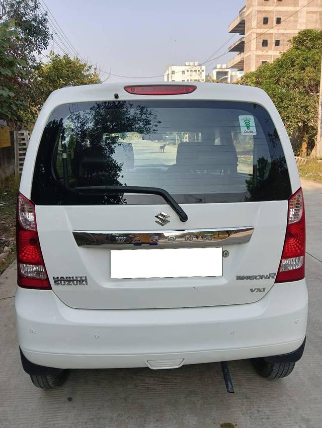 https://images10.gaadi.com/usedcar_image/4335734/original/processed_80f54799d978482caf483c525f1801a1.jpg?imwidth=6402