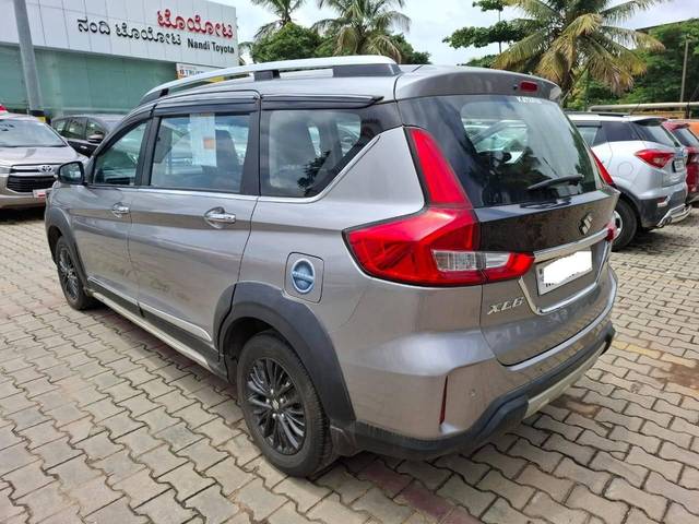 https://images10.gaadi.com/usedcar_image/4335740/original/processed_0e853c7a43baaf98814dc826487626fe.jpeg?imwidth=6402