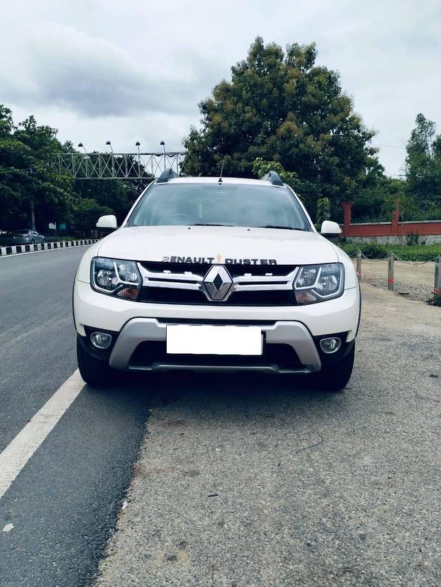 https://images10.gaadi.com/usedcar_image/4335741/original/processed_639c5bfbfbcccf049fa6c3511069bc3c.jpeg?imwidth=6400