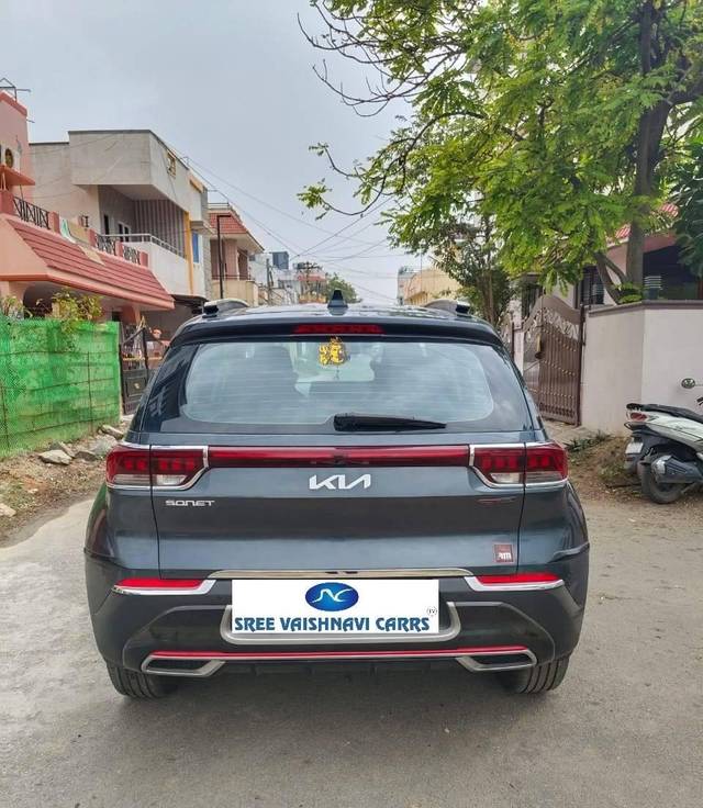 https://images10.gaadi.com/usedcar_image/4335767/original/processed_839601c1dfc5e0d3bdc605a52e738b87.jpg?imwidth=6402