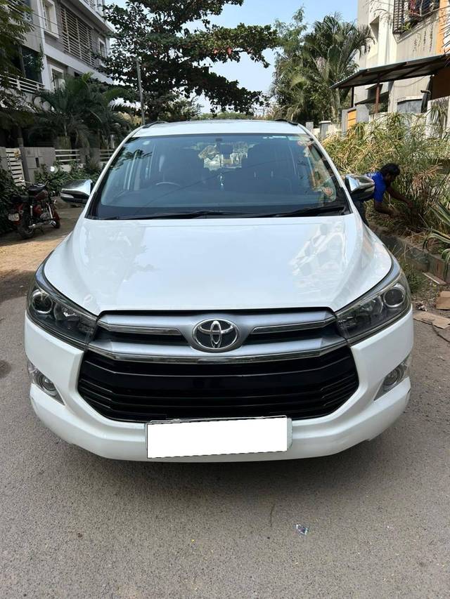 https://images10.gaadi.com/usedcar_image/4335831/original/processed_8f2d743e602307b3c054566acfe4837b.jpg?imwidth=6402