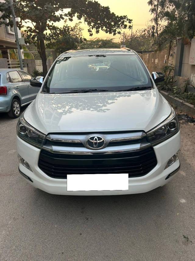 https://images10.gaadi.com/usedcar_image/4335851/original/processed_3186353bbc32acd79a559f0b4fe616a9.jpg?imwidth=6402