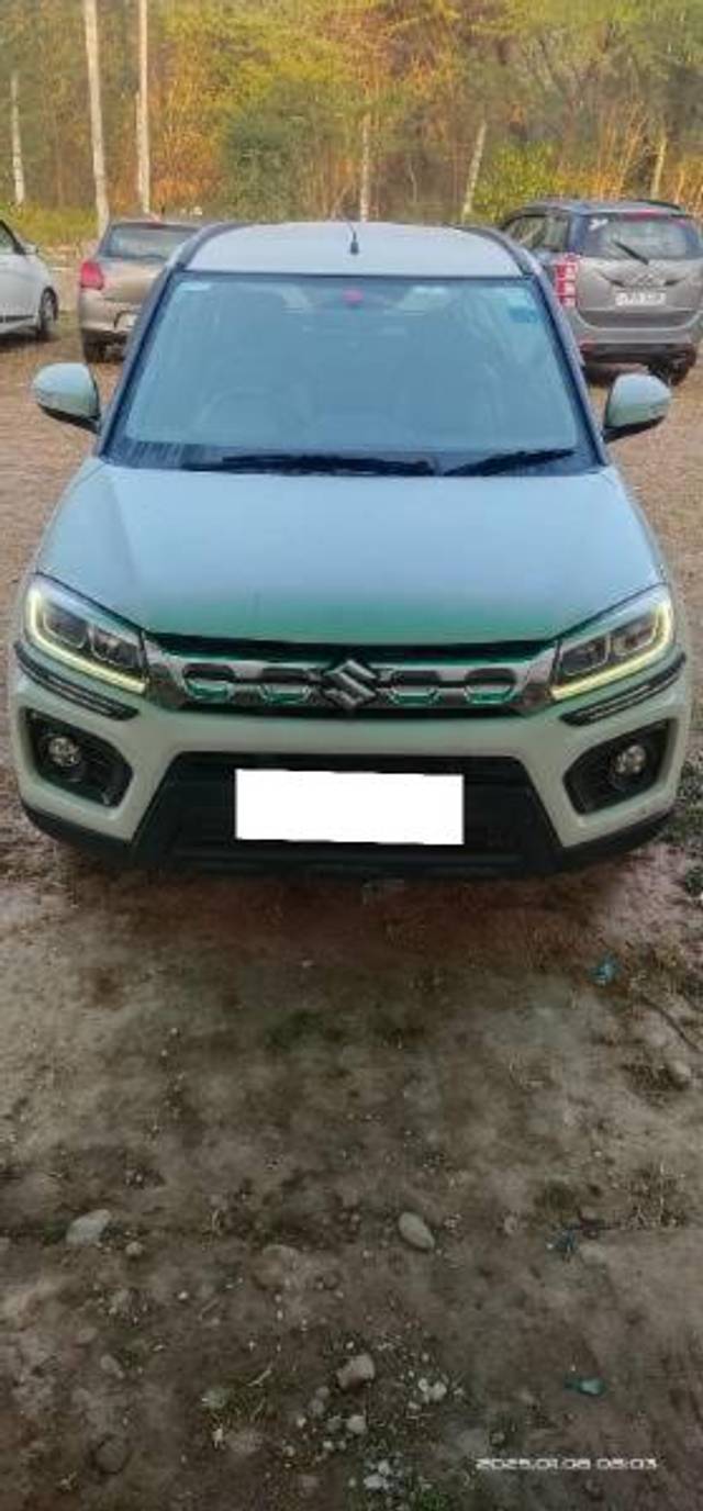 https://images10.gaadi.com/usedcar_image/4335869/original/processed_38f6464e-f430-49fe-834e-aa333a289b14.jpg?imwidth=6400