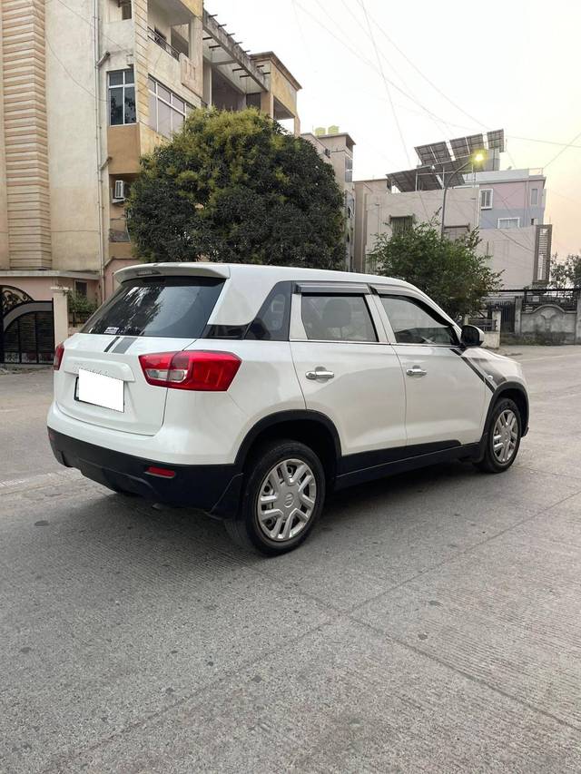 https://images10.gaadi.com/usedcar_image/4335913/original/processed_3cb980398bc885acd7b8d6f1cb3dfc6d.jpg?imwidth=6401