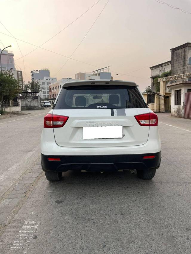 https://images10.gaadi.com/usedcar_image/4335913/original/processed_baef071ce2ca2b493fc13bd260c50aa2.jpg?imwidth=6402