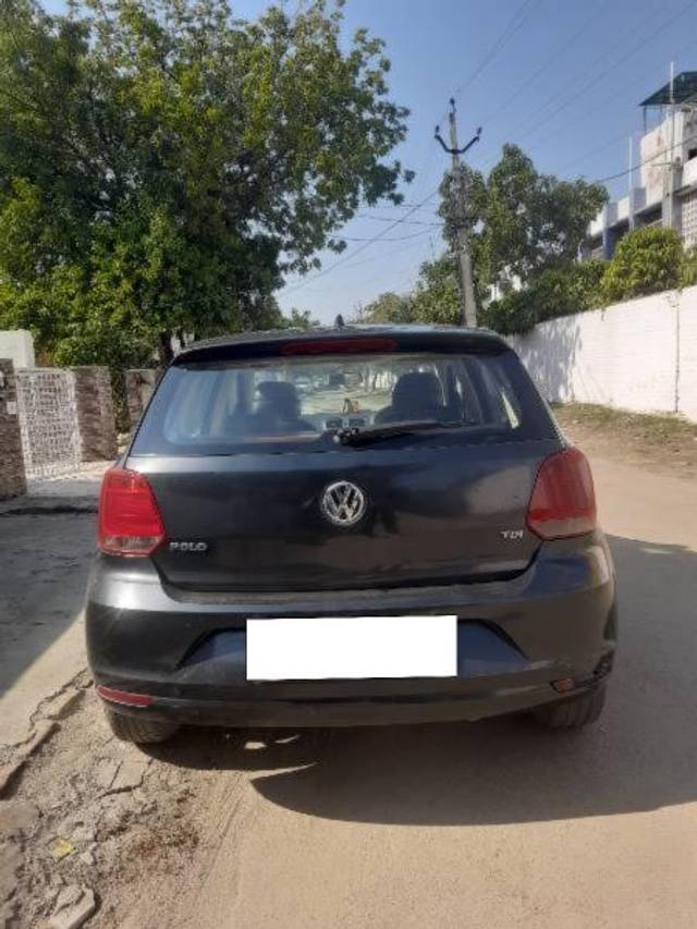 https://images10.gaadi.com/usedcar_image/4335979/original/processed_5224ee4e-35cb-4052-9a20-9ad31afc1445.jpg?imwidth=6401