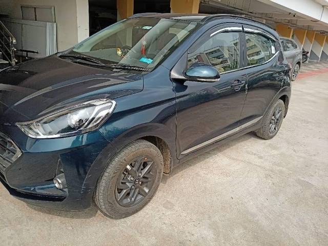 https://images10.gaadi.com/usedcar_image/4335994/original/processed_79bc0262-5ceb-4698-9e0e-304cc810e4c6.jpg?imwidth=6402