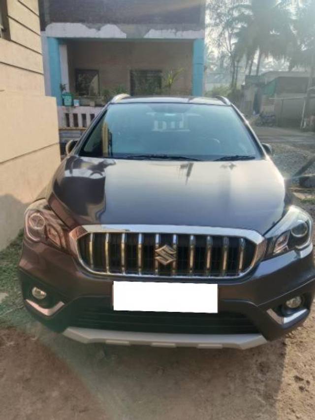 https://images10.gaadi.com/usedcar_image/4336001/original/processed_c80672cd-edaf-4874-92c9-7ab2ae2f5015.jpg?imwidth=6400