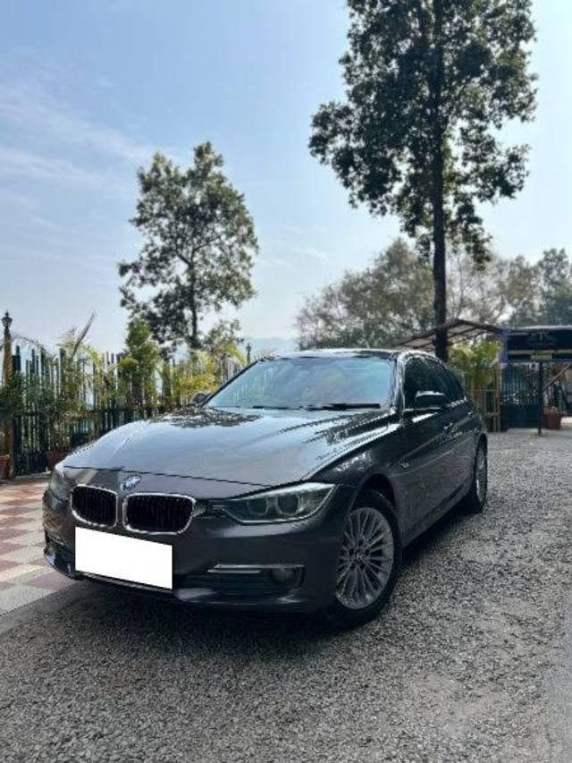 https://images10.gaadi.com/usedcar_image/4336012/original/processed_4135ee50-37fd-47d3-90ab-621aebac4a4e.jpeg?imwidth=6400