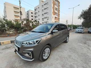 Maruti Ertiga 2015-2022 Maruti Ertiga VXI