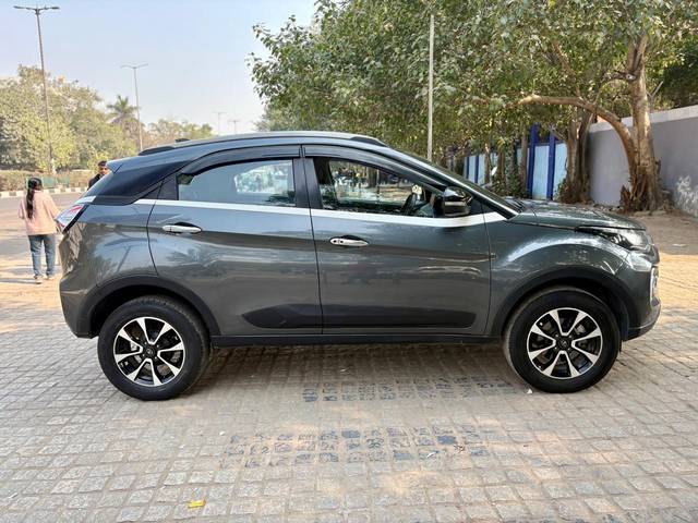 https://images10.gaadi.com/usedcar_image/4336055/original/0593afa0067ef70276e2ce45ea202eea.jpg?imwidth=6401