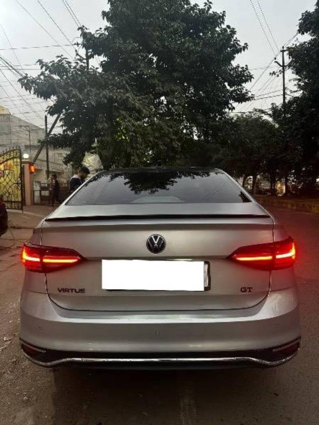 https://images10.gaadi.com/usedcar_image/4336113/original/processed_eeb2a525-afce-49fb-97c5-5c8e3f329808.jpeg?imwidth=6401