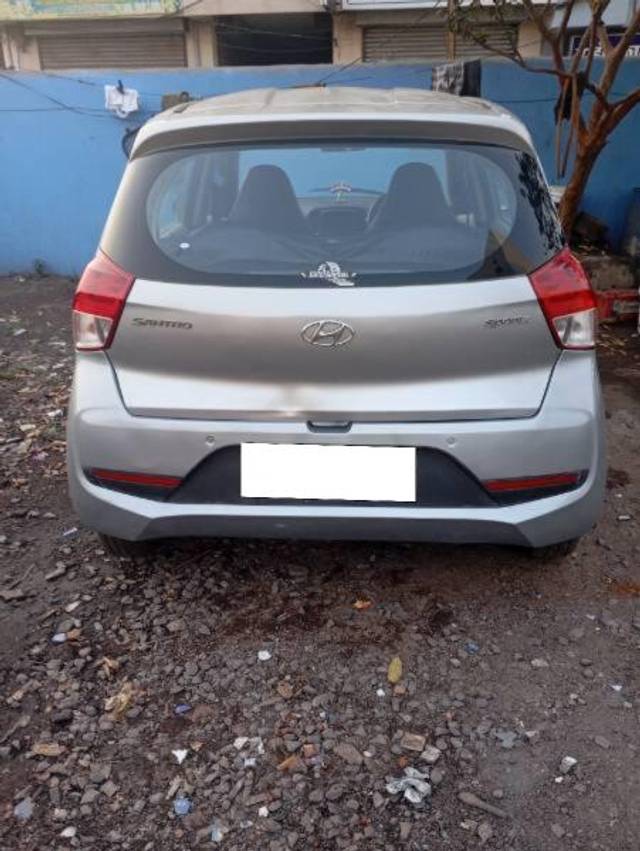 https://images10.gaadi.com/usedcar_image/4336163/original/processed_b7e565a8-2d1d-4185-b87c-3068bc48cf41.jpg?imwidth=6401