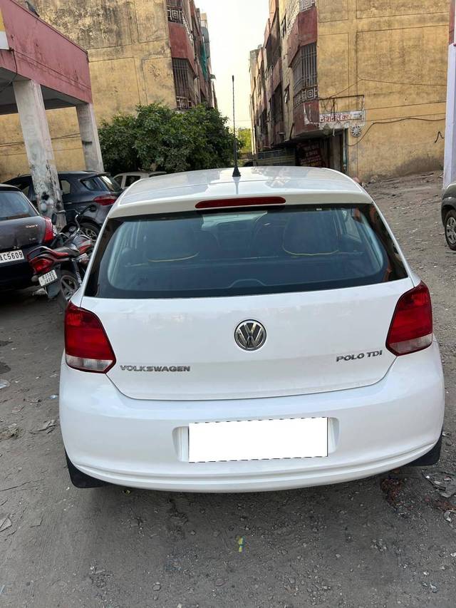 https://images10.gaadi.com/usedcar_image/4336305/original/processed_74788158189c5cec026f608a7a2a1f5c.jpg?imwidth=6401