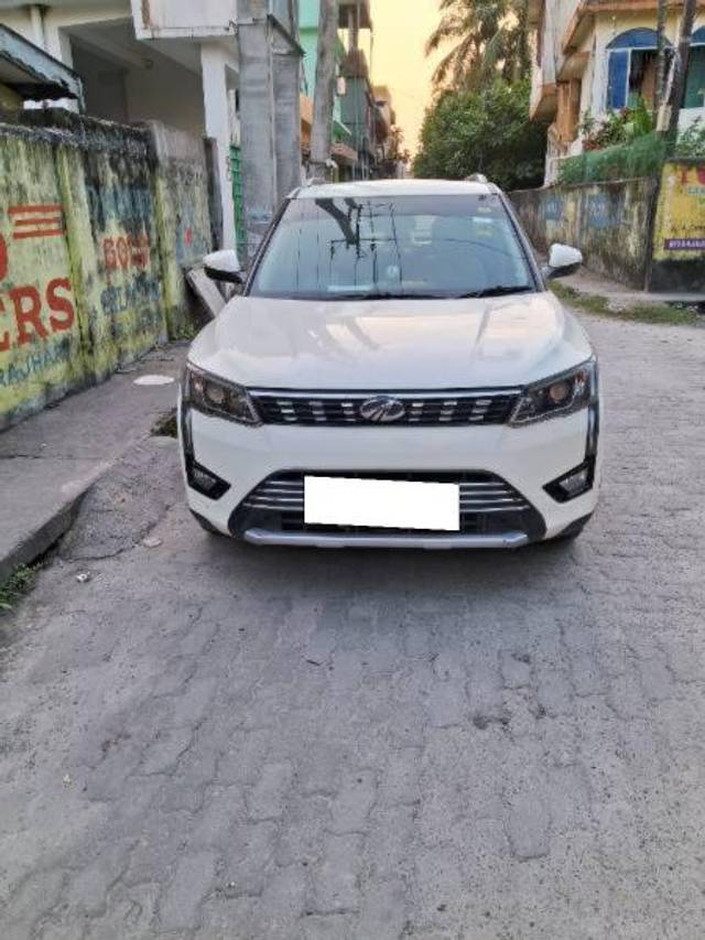 https://images10.gaadi.com/usedcar_image/4336407/original/processed_7cb55fc5-2004-4717-b374-b76217fa101f.jpg?imwidth=6400