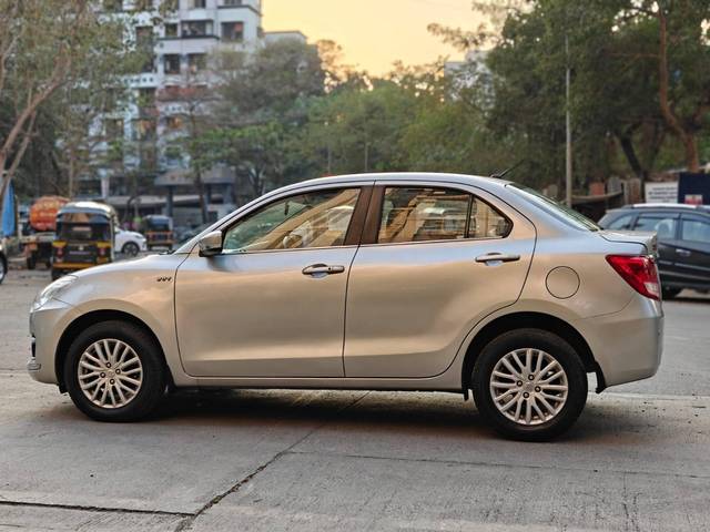 https://images10.gaadi.com/usedcar_image/4336616/original/processed_b9deb3f2820bb52d99a177dd2019ae68.jpg?imwidth=6402