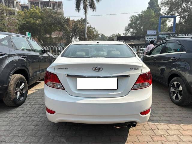 https://images10.gaadi.com/usedcar_image/4336620/original/processed_b02282255cc85d8affdd49dfe44a20a9.jpg?imwidth=6401