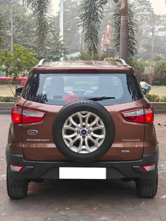 https://images10.gaadi.com/usedcar_image/4336621/original/processed_30f75928a34e10b8f970fda0004a66ab.jpg?imwidth=6402