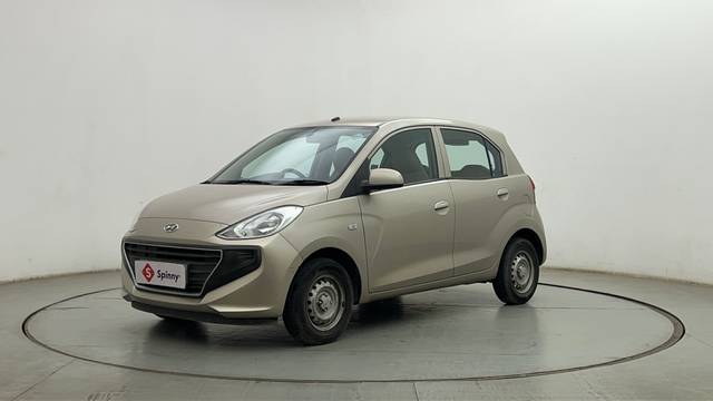 https://images10.gaadi.com/usedcar_image/4336656/original/7a50e1de369886a948bf170b16a463ce.JPG?imwidth=6400