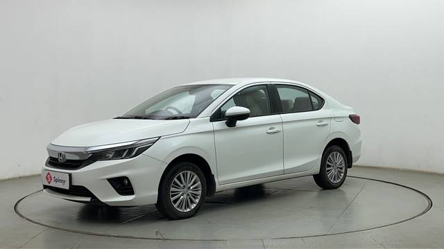 https://images10.gaadi.com/usedcar_image/4336946/original/2f43841f3cf9b6dc33efe88b2585bc8e.JPG?imwidth=6400