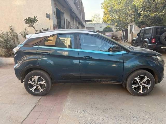 https://images10.gaadi.com/usedcar_image/4336977/original/processed_processed_f8aacccc-26e3-492e-b22f-12908599e3fb.jpeg?imwidth=6401
