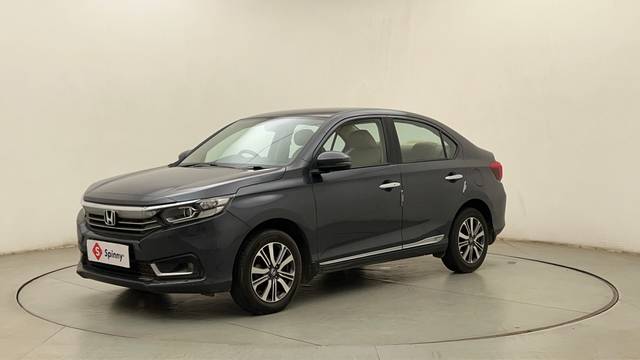 https://images10.gaadi.com/usedcar_image/4337183/original/d3e9483b2c00dc1068dd68e320dcb6a6.JPG?imwidth=6400