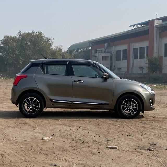 https://images10.gaadi.com/usedcar_image/4337303/original/6d051c9739d0622064a5b512535cd658.jpg?imwidth=6401